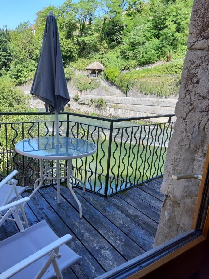 Au Fil De Lods Bed & Breakfast Luaran gambar