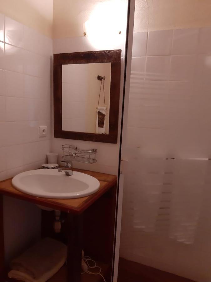 Au Fil De Lods Bed & Breakfast Luaran gambar