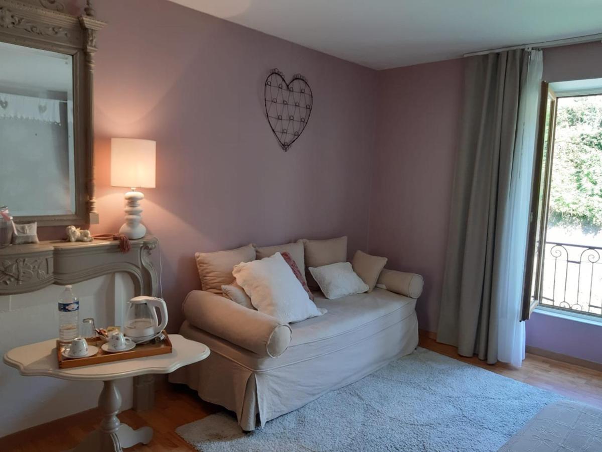 Au Fil De Lods Bed & Breakfast Luaran gambar