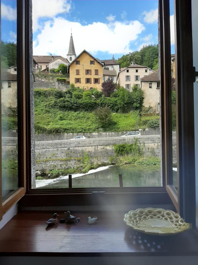 Au Fil De Lods Bed & Breakfast Luaran gambar