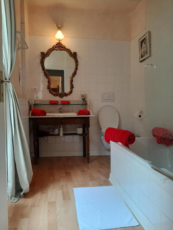Au Fil De Lods Bed & Breakfast Luaran gambar