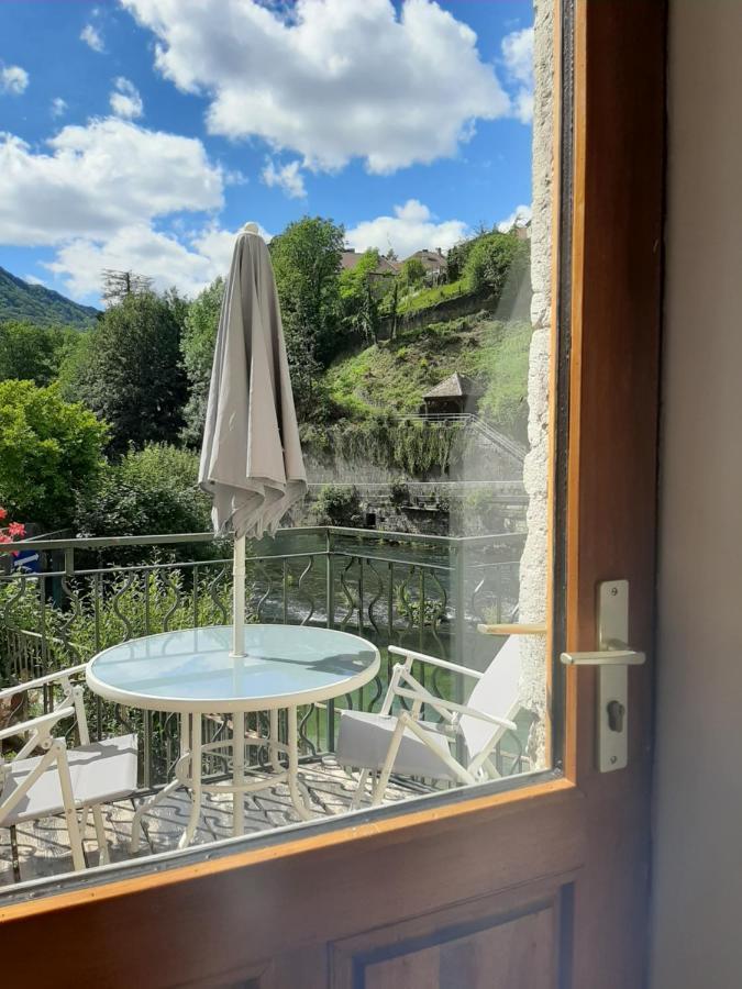 Au Fil De Lods Bed & Breakfast Luaran gambar