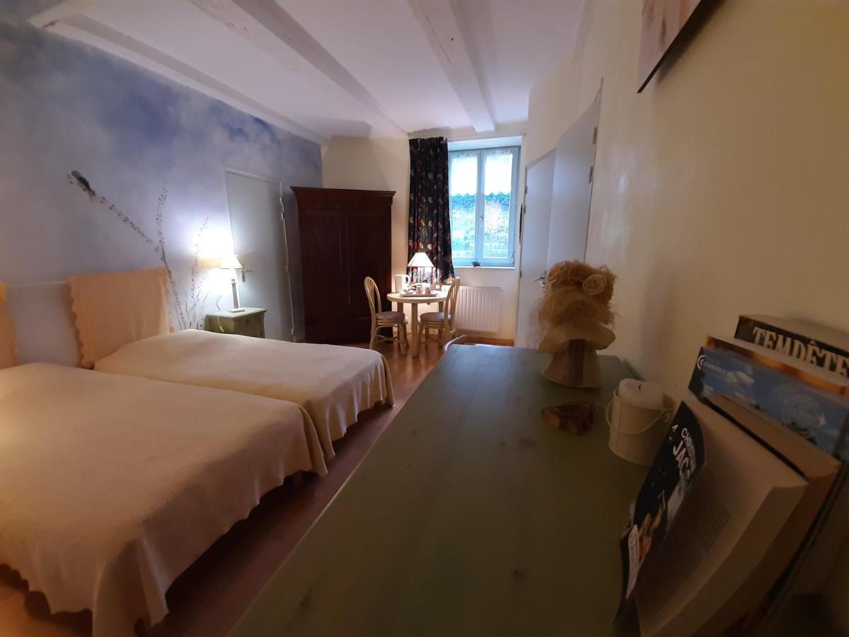 Au Fil De Lods Bed & Breakfast Luaran gambar