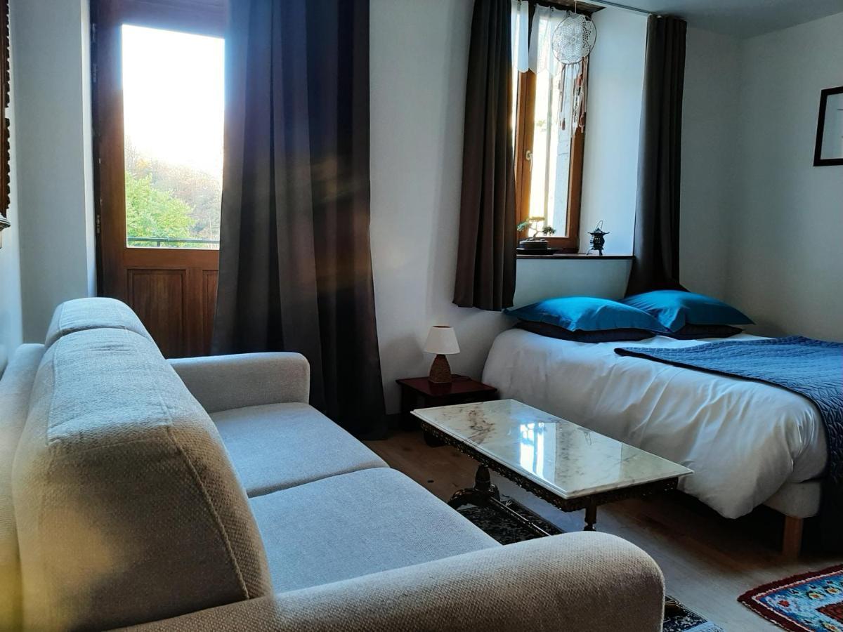 Au Fil De Lods Bed & Breakfast Luaran gambar
