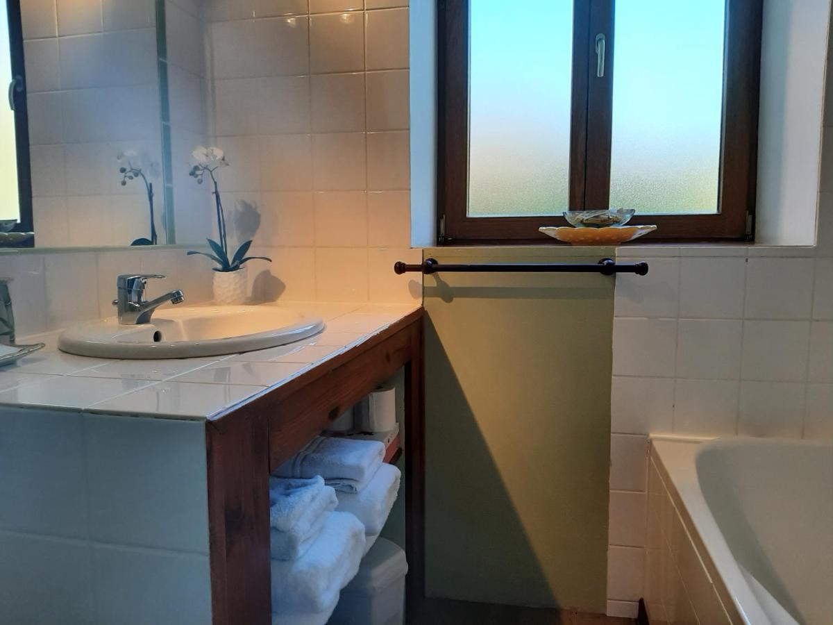 Au Fil De Lods Bed & Breakfast Luaran gambar