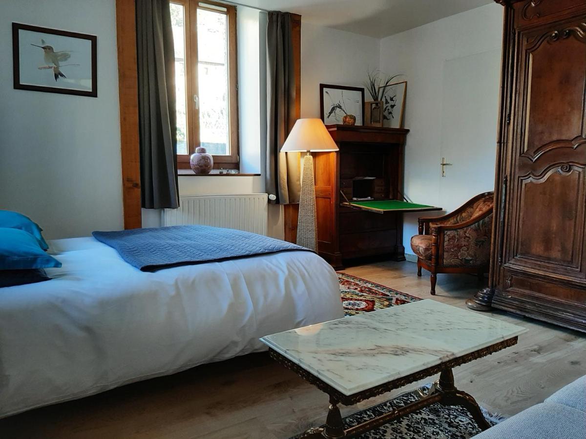 Au Fil De Lods Bed & Breakfast Luaran gambar
